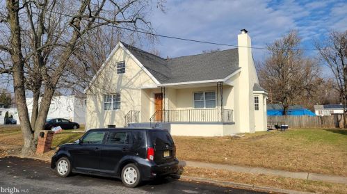 432 Berg Ave, Trenton, NJ 08610-5002