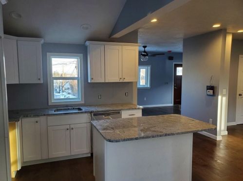 88 Read Ave, Coventry, RI 02816-7375