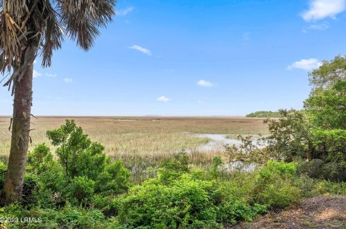 2006 Broad River Dr, Beaufort, SC 29906-6812
