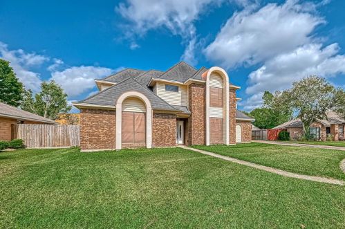 2478 Woodbury St, Pearland, TX 77584-4829