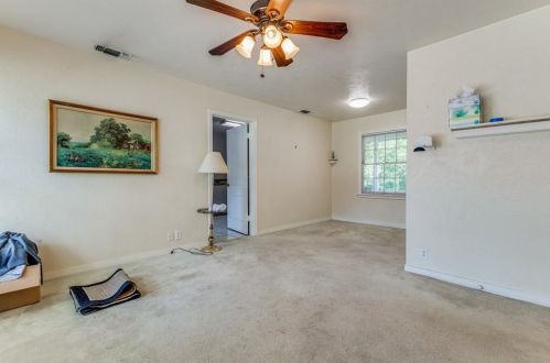 3404 Gambrell St, Fort Worth, TX 76133-1022