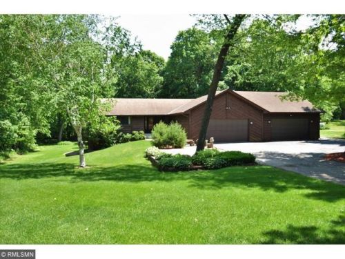 9260 Foxline Dr, Corcoran, MN 55340