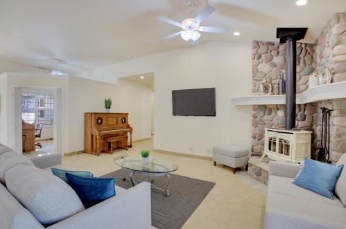 125 Scotia Pne Cir, Grass Valley CA  95945-5418 exterior