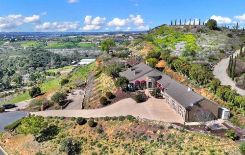 30419 Canyon Estates Rd, Vista CA  92084-1043 exterior