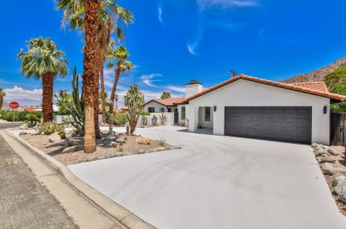 54780 Avenida Obregon, La Quinta CA  92253-3712 exterior