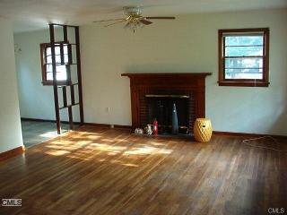 22 Theodore Ln, Norwalk CT  06851-3313 exterior