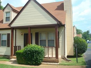 1328 Quail Valley Rd, Nashville, TN 37214-4219