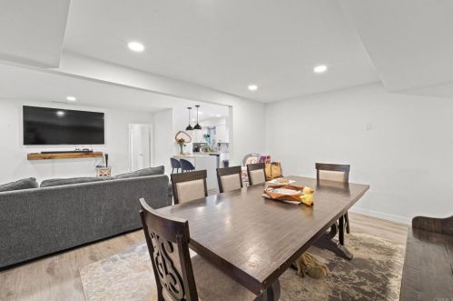 9378 Manor Dr, La Mesa CA  91942-3618 exterior