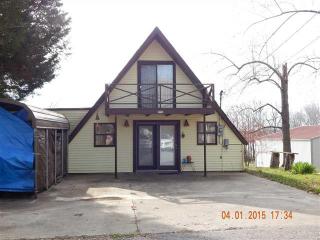 975 Beasley Rd, Aurora, KY 42048