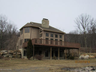 9127 Loop Rd, Slatington PA  18080-3612 exterior