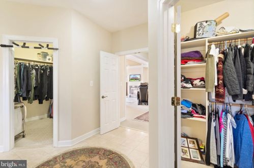 15840 Parnell Ct, Haymarket VA  20169-1667 exterior