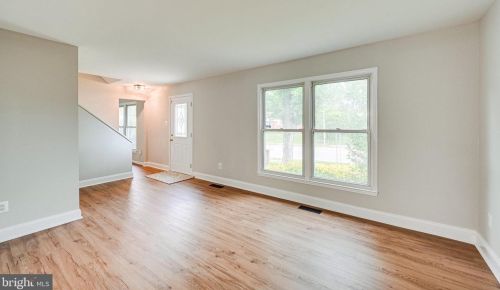 626 Worchester St, Herndon VA  20170-3139 exterior
