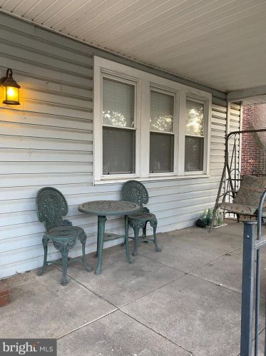 122 Wayne Ter, Camden NJ  08108-1025 exterior