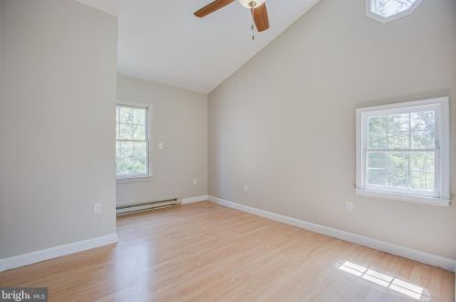 10600 Woodland Dr, Fredericksburg VA  22407-7759 exterior