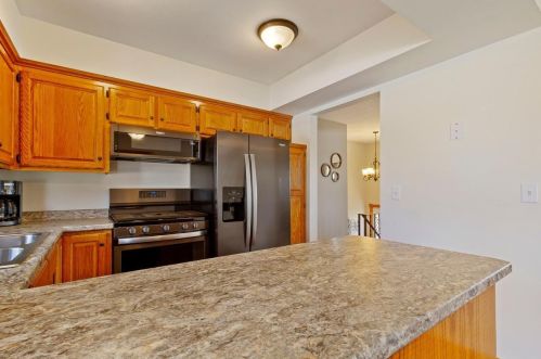 1101 81st Ave, Minneapolis, MN 55432-2003