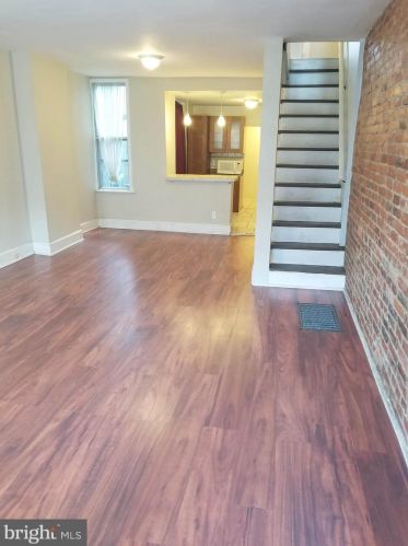 2041 Manton St, Philadelphia PA  19146-4327 exterior