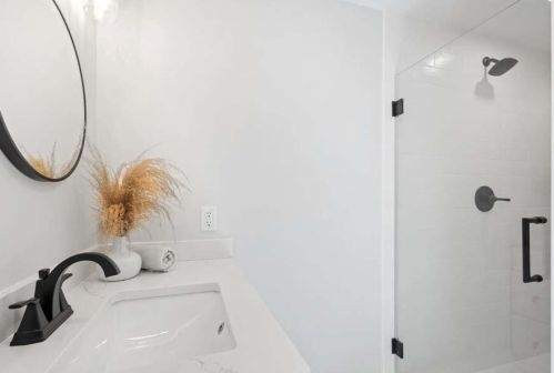 124 Mashpee Neck Rd, Mashpee MA  02649-3606 exterior