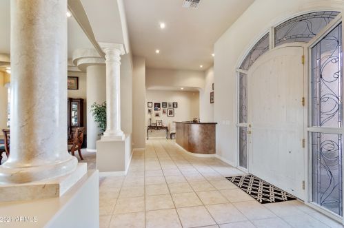 721 Azalea Dr, Chandler, AZ 85248-3863