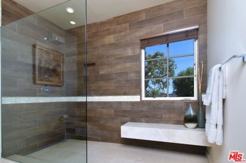 5037 Gaviota Ave, Van Nuys CA  91436-1427 exterior