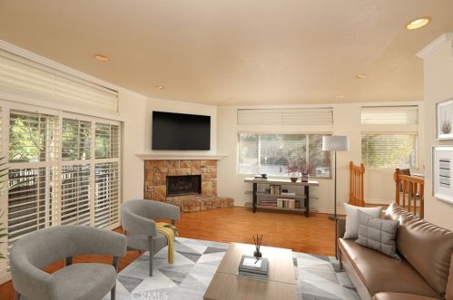 4283 Coldwater Canyon Ave, North Hollywood, CA 91604-1868