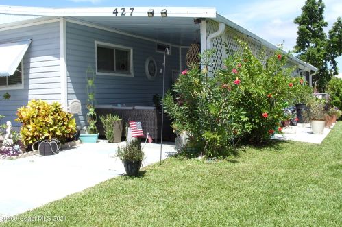427 Egret Cir, Sebastian, FL 32976-7483
