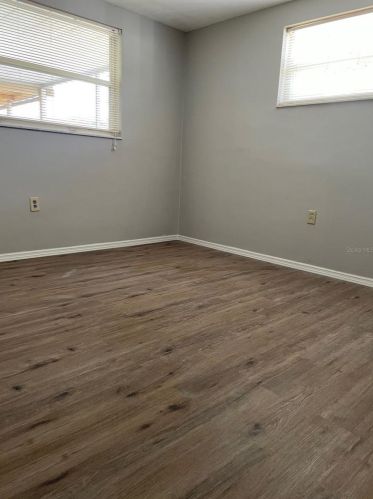 2912 Puma Dr, Tarpon Springs FL  34690-2913 exterior