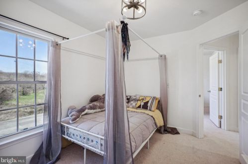 2106 Caroline St, Fredericksburg VA  22401-3413 exterior
