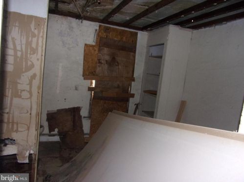 2467 Amber St, Philadelphia PA 19134-3836 exterior