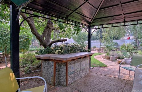 1087 Via Verona Dr, Chico CA  95973-1030 exterior