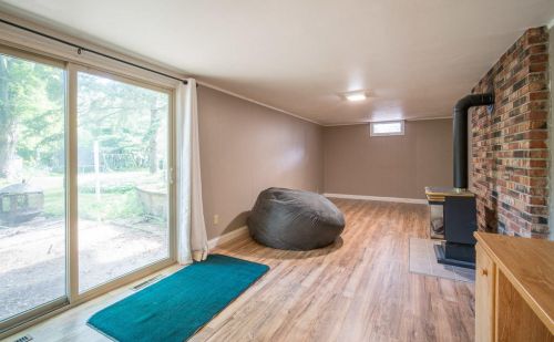 246 Green Valley Pl, West Bend WI  53095-4924 exterior