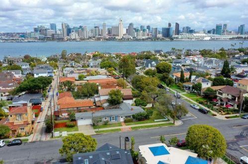 625 2nd St, San Diego, CA 92118-1205