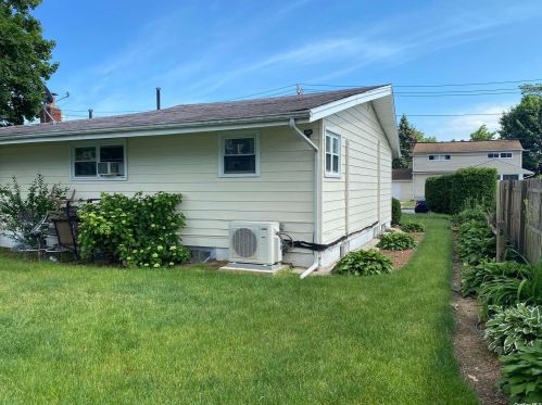 39 Frederick Ave, Roosevelt NY  11575-2315 exterior