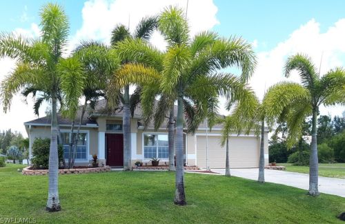 1707 3rd Ave, Cape Coral, FL 33909-5240