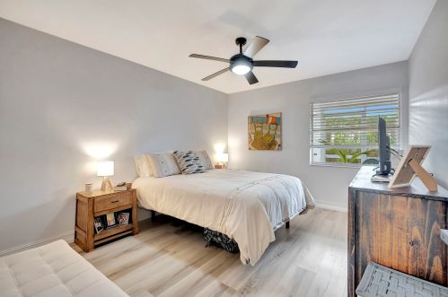 446 Normandy J, Delray Beach FL  33484-4874 exterior