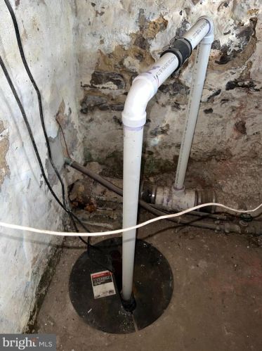 1223 Jackson St, Camden NJ  08104-3525 exterior