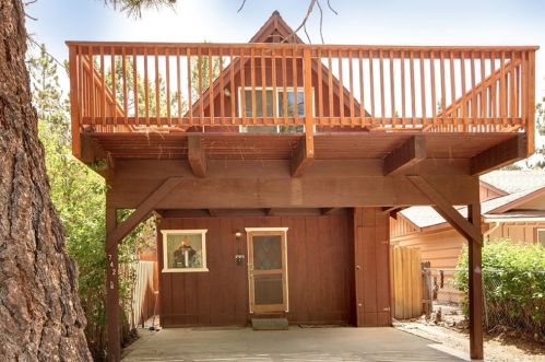 742 Elysian Blvd, Big Bear City, CA 92314-9762