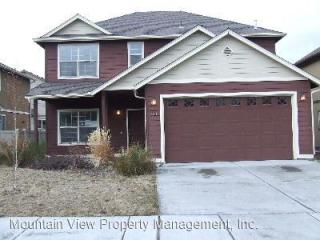 640 Glengarry Pl, Bend OR  97702-1694 exterior