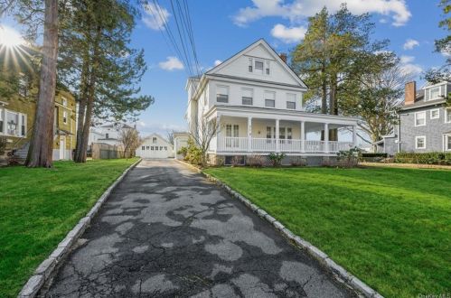 210 Elm St, New Rochelle, NY 10805-1521