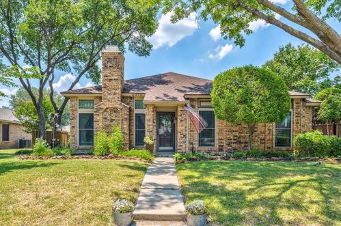2072 Vista Dr, Lewisville, TX 75067-7485