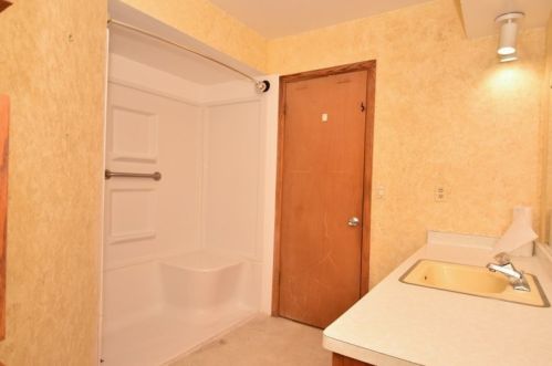 2104 113, Milwaukee WI 53226-4001 exterior