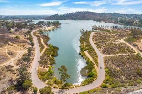 7200 Melody Ln, La Mesa CA  91942-1400 exterior