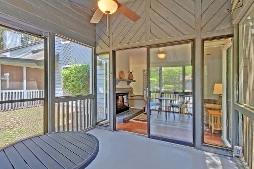 1106 Shadow Lake Cir, Mount Pleasant SC  29464-9039 exterior