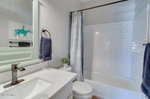 34212 10 St, Phoenix AZ 85085-9216 exterior