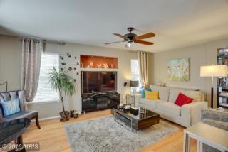 14224 Brenham Dr, Centreville, VA 20121-5332