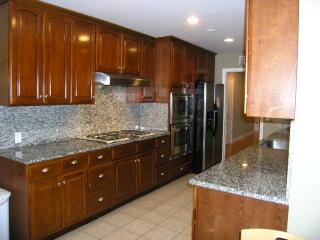 97 Fair Oaks Ln, Menlo Park CA  94027-3808 exterior