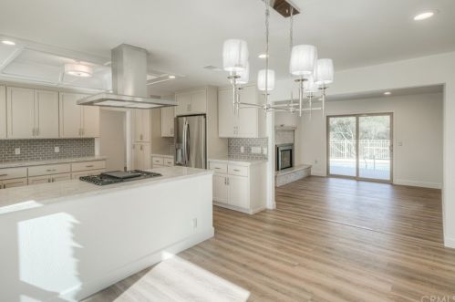 15 Woodcrest Dr, Oroville CA  95966-5518 exterior