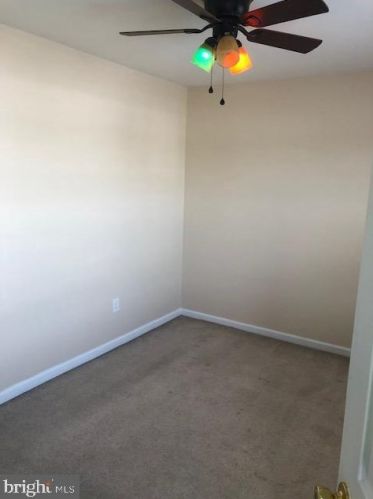 228 Kadies Ln, Edinburg VA  22824-9608 exterior