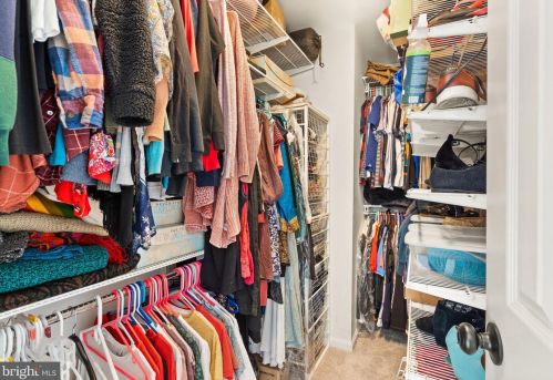 816 Anne St, Leesburg VA  20175-3426 exterior