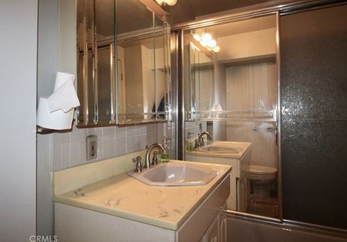 1736 Mountain Terrace Ln, Montebello CA  90640-2064 exterior