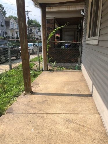 224 Edith St, Pittsburgh, PA 15211-1144